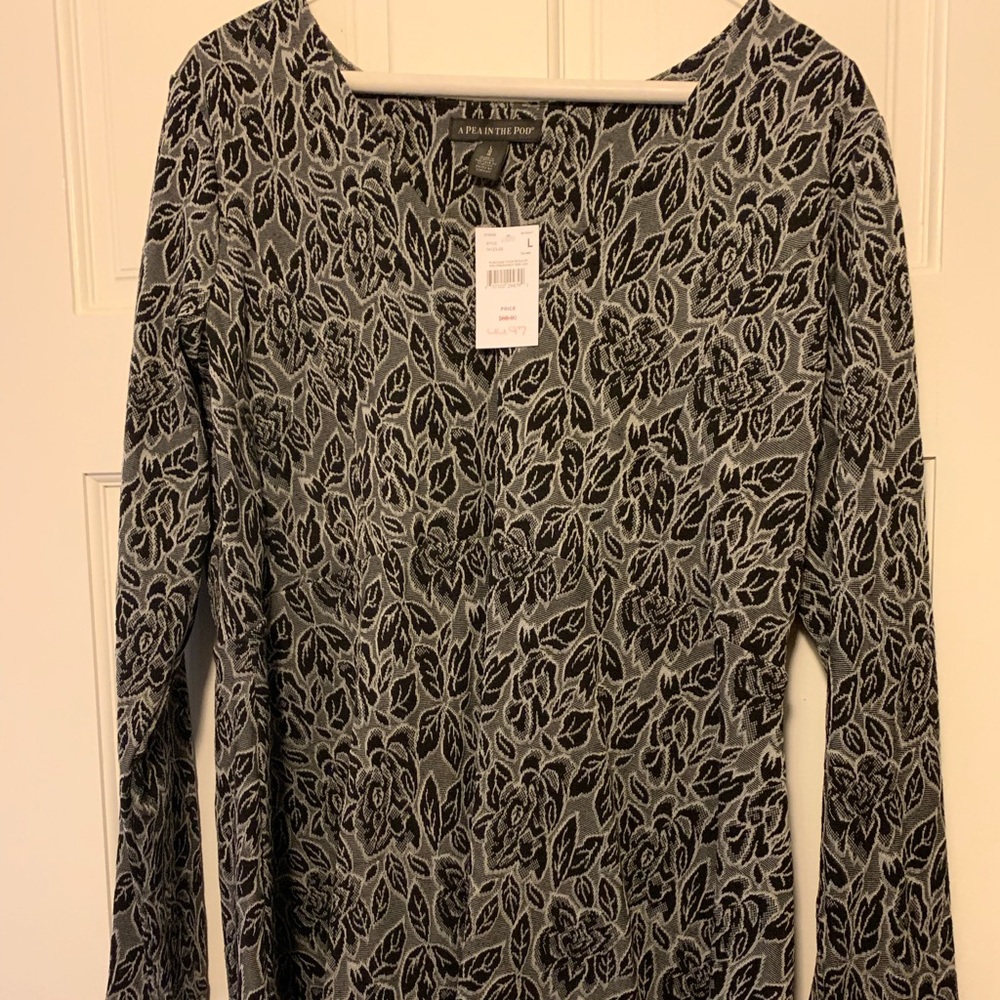 Maternity top; never worn.NWT